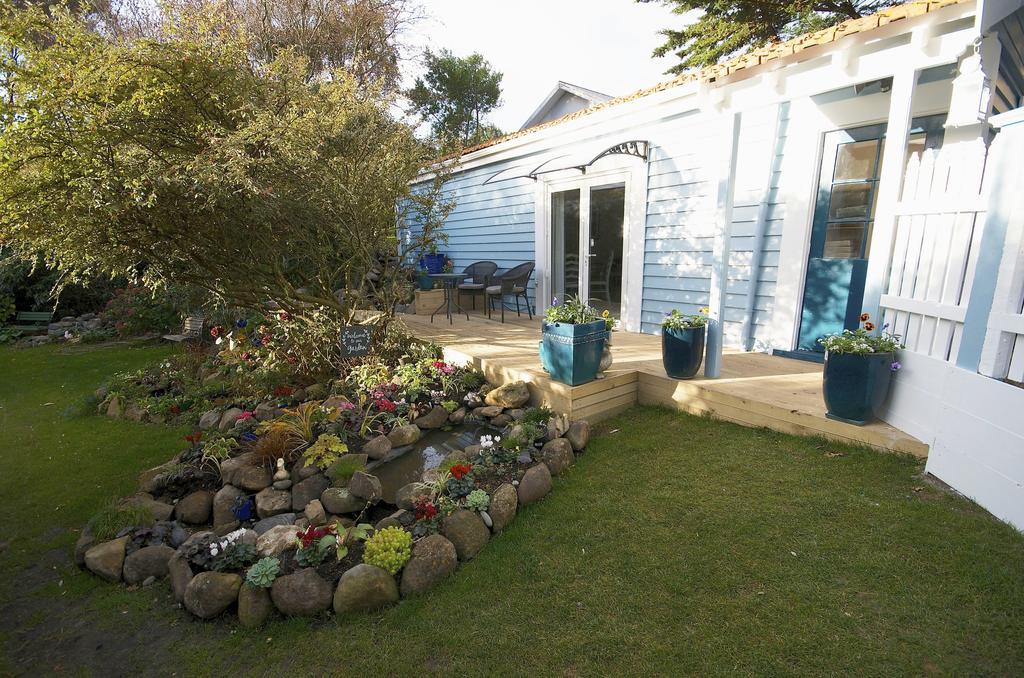 Castlewood Cottage Company Bay Exterior photo
